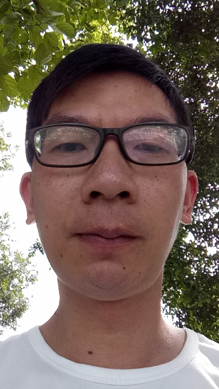 奋斗的第一张照片--全国闪婚服务中心