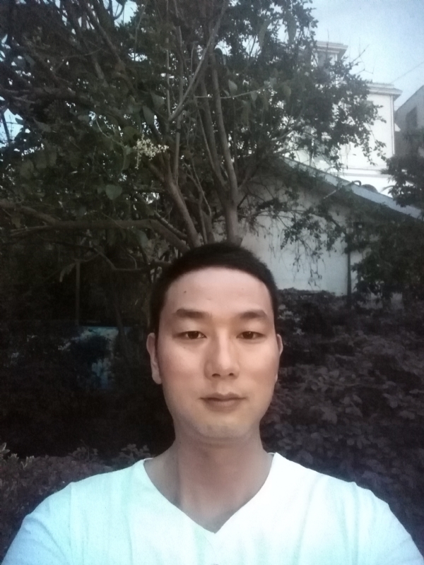 先苦后甜的第一张照片--全国闪婚服务中心