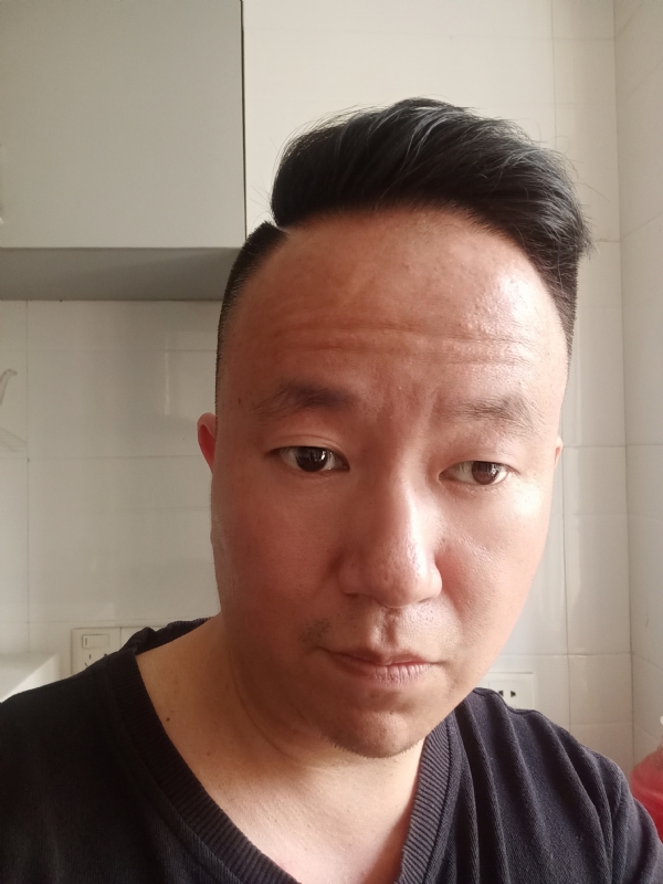 阿king的第一张照片--全国闪婚服务中心