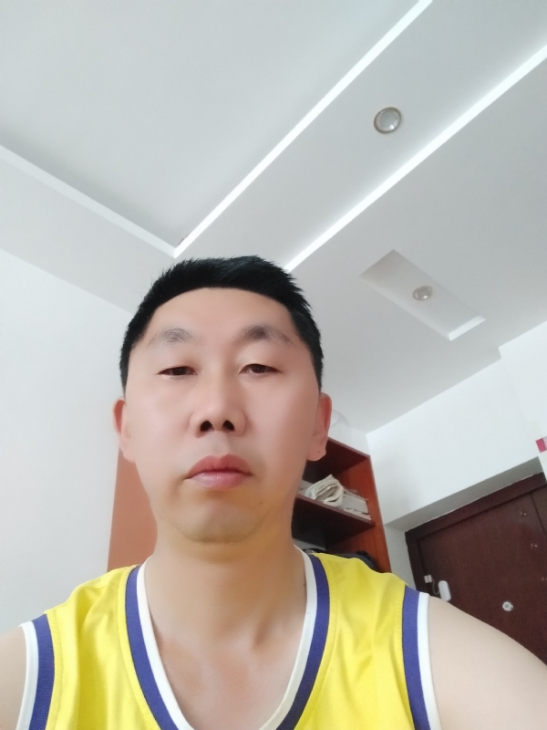 写尽半生纸上酸的第一张照片--全国闪婚服务中心