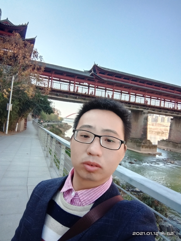 碧血丹心的第二张照片--全国闪婚服务中心