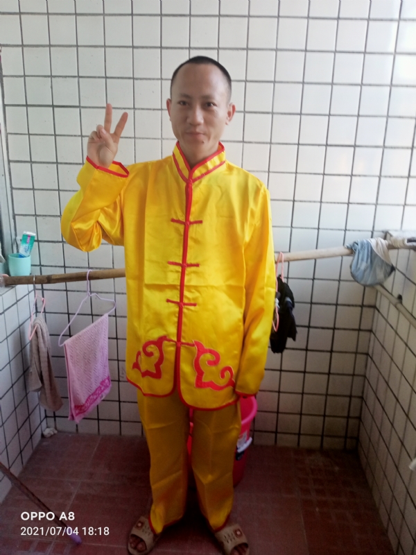 宋福军的第三张照片--全国闪婚服务中心