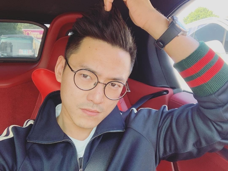 James的第一张照片--全国闪婚服务中心