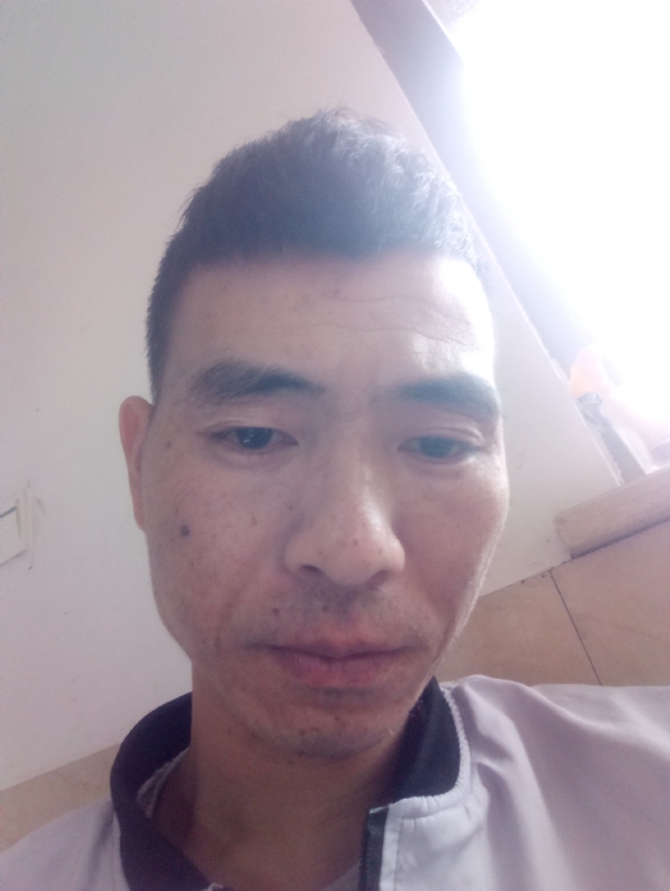 想你的夜的第一张照片--全国闪婚服务中心
