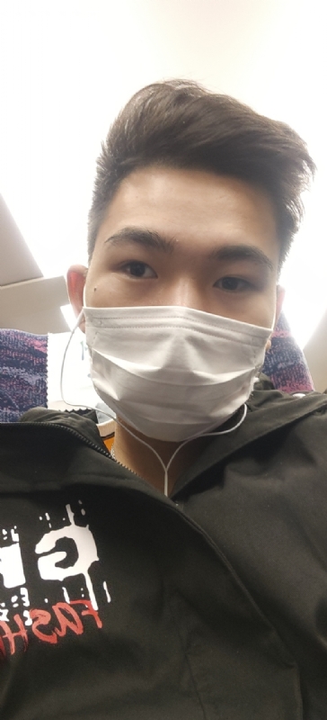 小霪虫的第一张照片--全国闪婚服务中心