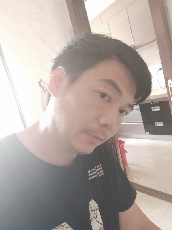漫步的第二张照片--全国闪婚服务中心
