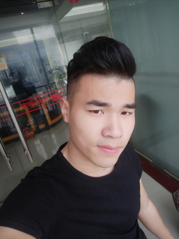 随遇而安的第一张照片--全国闪婚服务中心
