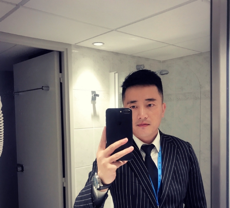 kevin的第一张照片--全国闪婚服务中心