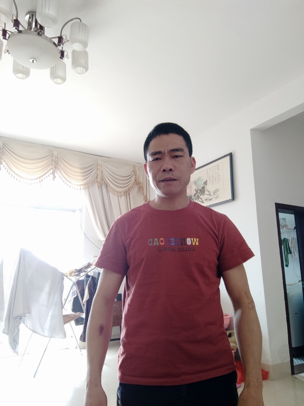 再回首的第二张照片--全国闪婚服务中心