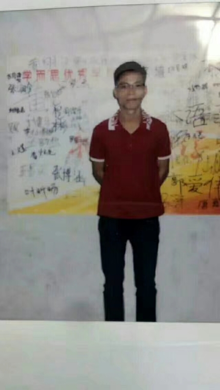 摆渡者的第二张照片--全国闪婚服务中心