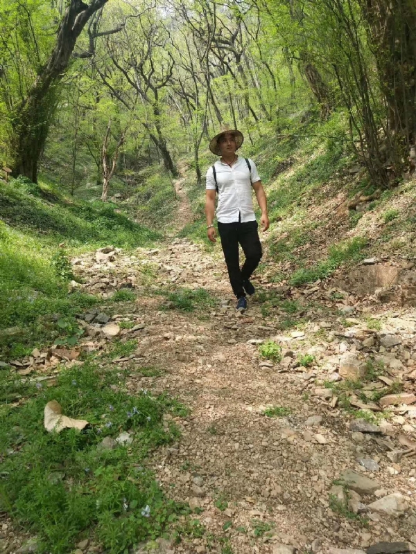 旧时相识的第四张照片--全国闪婚服务中心