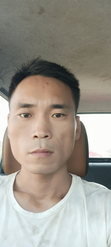 石头的第一张照片--全国闪婚服务中心