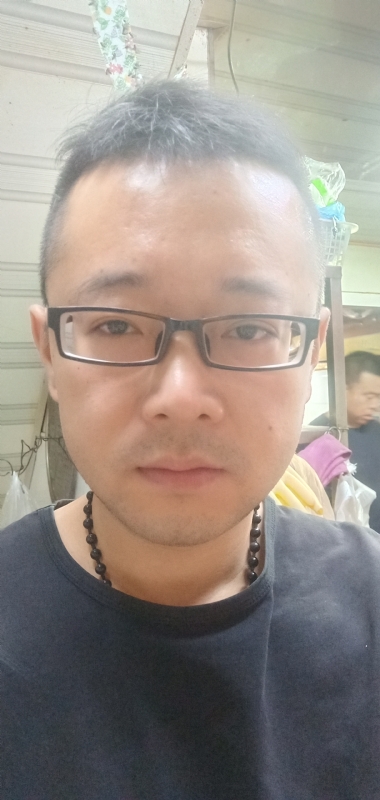 雅痞的第二张照片--全国闪婚服务中心