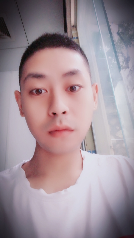 豆子的第一张照片--全国闪婚服务中心