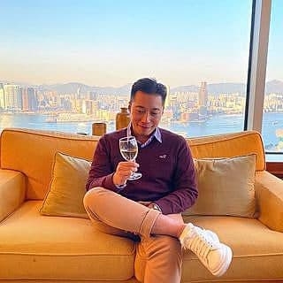 大漠孤烟的第一张照片--全国闪婚服务中心