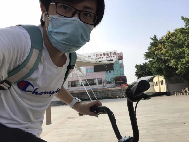 丁先生的第一张照片--全国闪婚服务中心