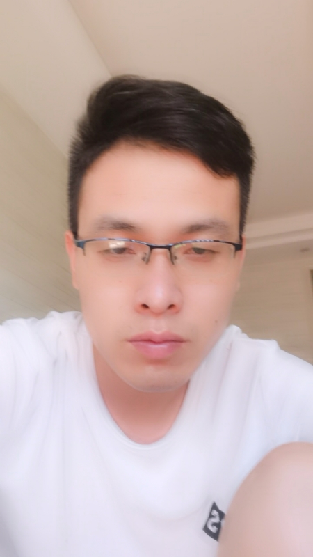 携一人白首的第一张照片--全国闪婚服务中心