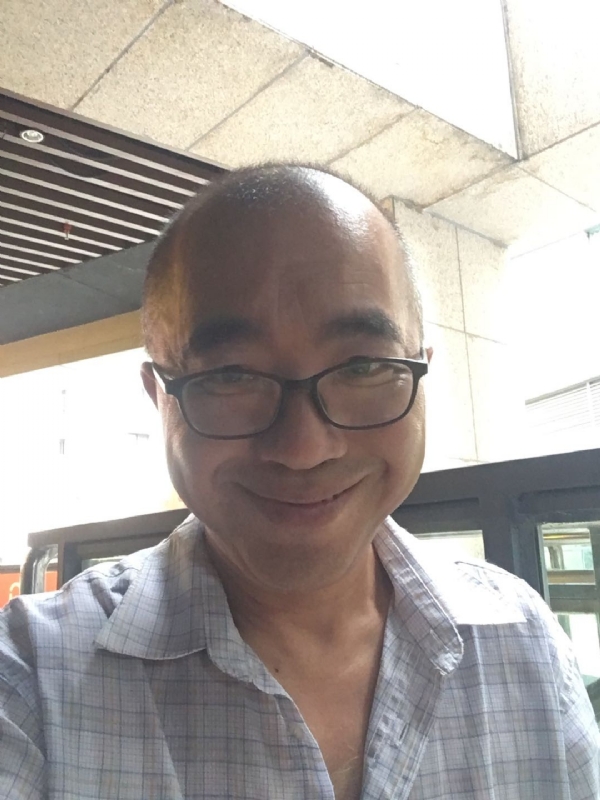 江湖的第一张照片--全国闪婚服务中心