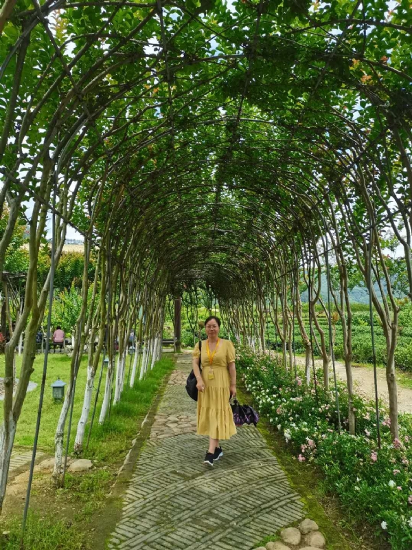 在意我的第一张照片--全国闪婚服务中心