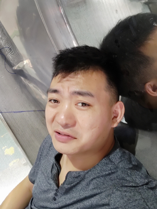 江翎的第一张照片--全国闪婚服务中心