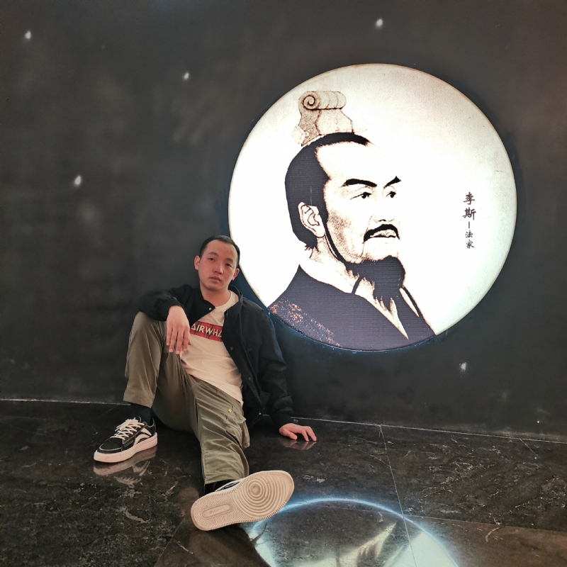 小灰灰的第二张照片--全国闪婚服务中心