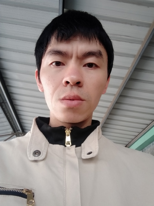 寂寞无忌的第一张照片--全国闪婚服务中心