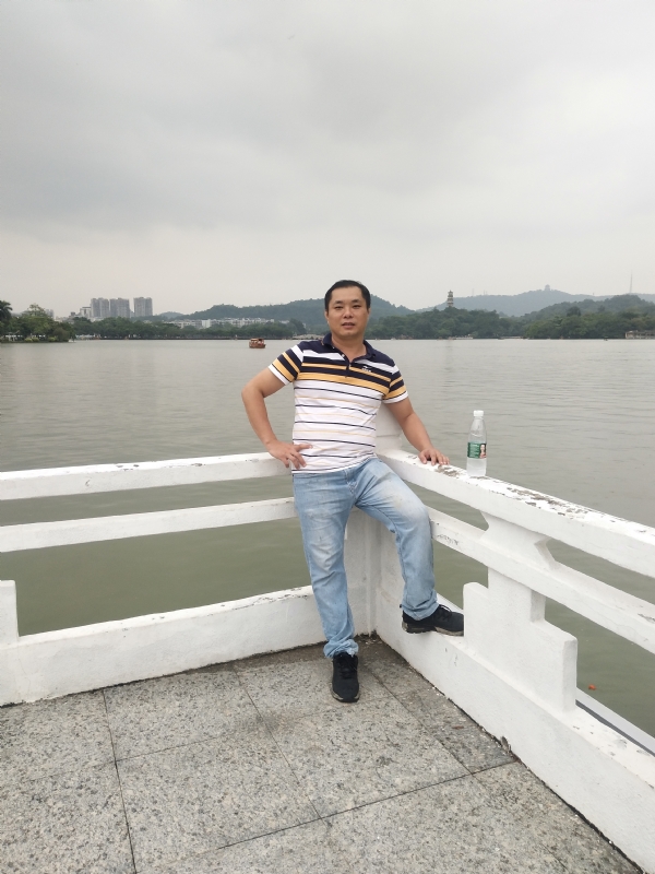缘来是你的第一张照片--全国闪婚服务中心