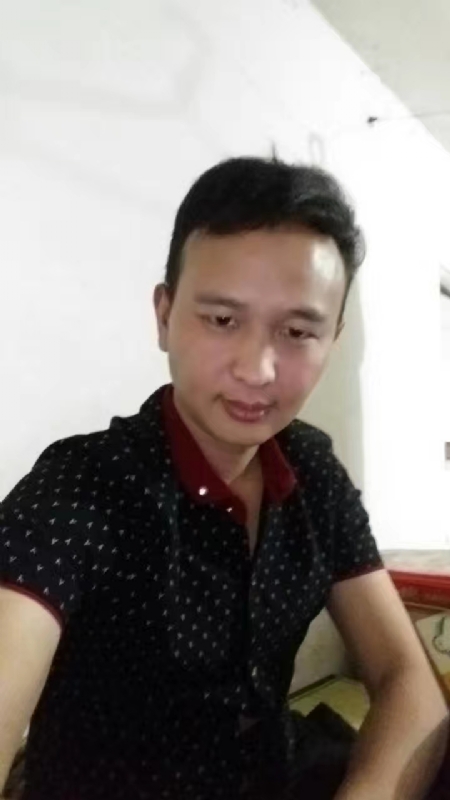 机械师的第一张照片--全国闪婚服务中心