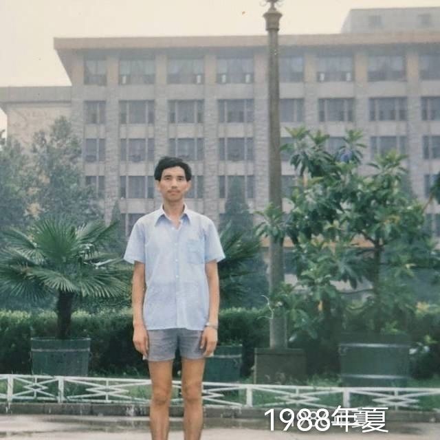 老九的第二张照片--全国闪婚服务中心