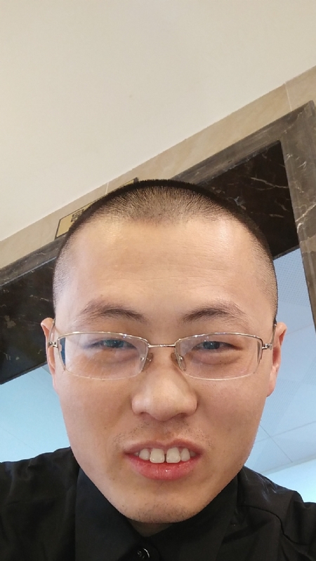 陈彩的第一张照片--全国闪婚服务中心