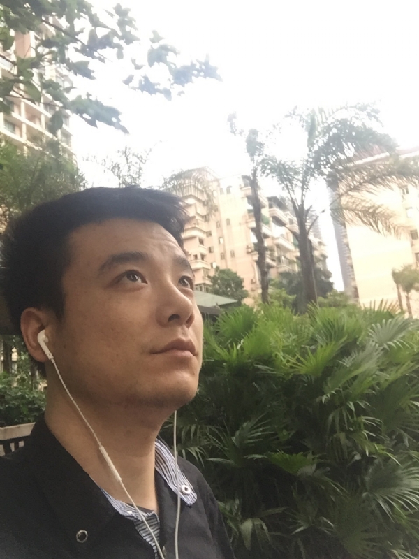 喜洋洋的第一张照片--全国闪婚服务中心