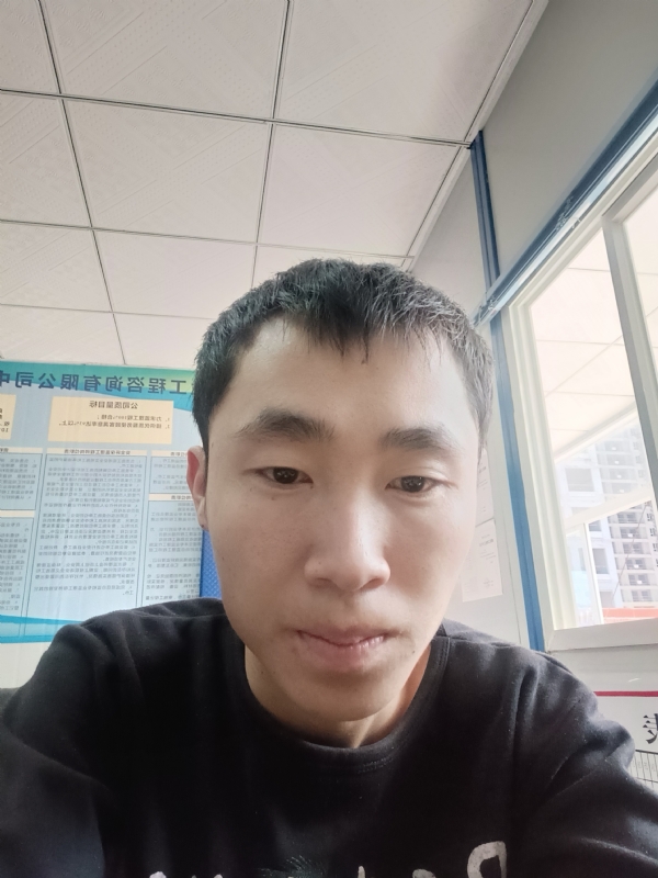 小哥哥的第一张照片--全国闪婚服务中心