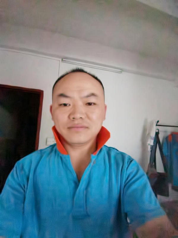 与子携老的第五张照片--全国闪婚服务中心