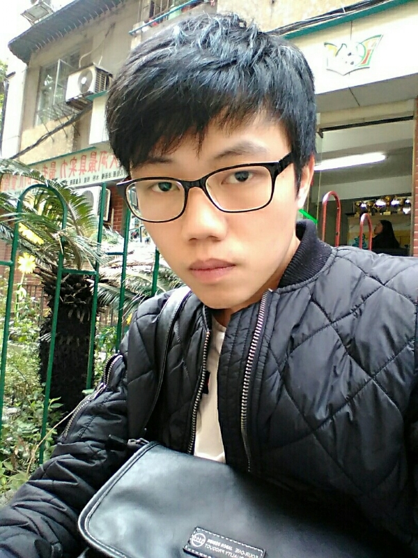近水楼台的第二张照片--全国闪婚服务中心