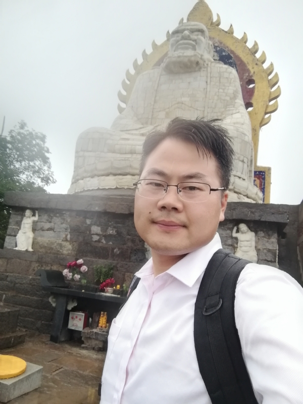 江洋党总顾问的第一张照片--全国闪婚服务中心