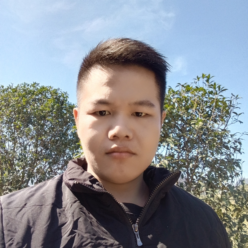 龙怀的第二张照片--全国闪婚服务中心