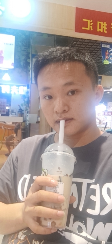 缘来就是你的第一张照片--全国闪婚服务中心