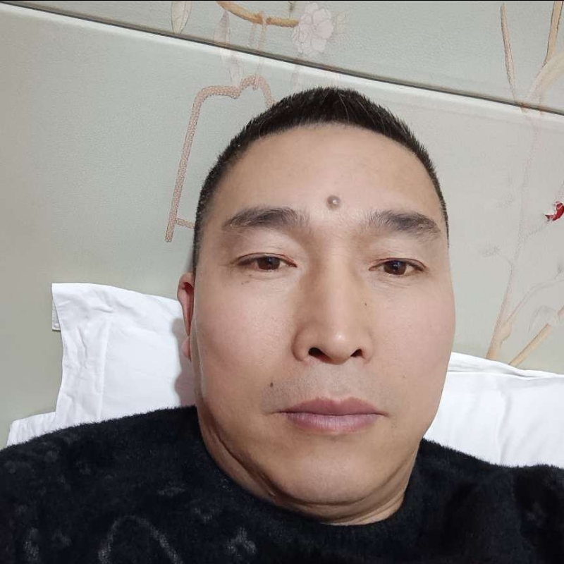 痴情男的第二张照片--全国闪婚服务中心