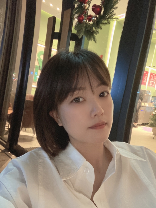 笑笑girl的第一张照片--全国闪婚服务中心