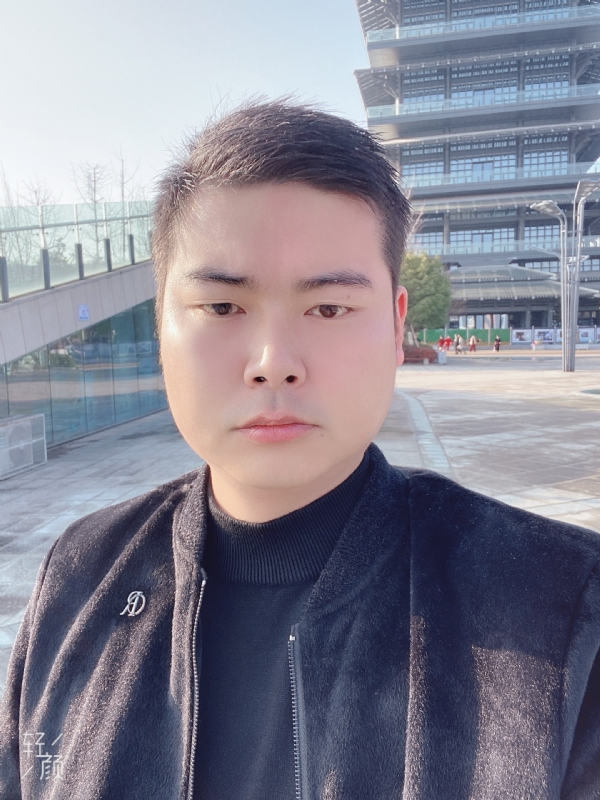 南心遥的第二张照片--全国闪婚服务中心