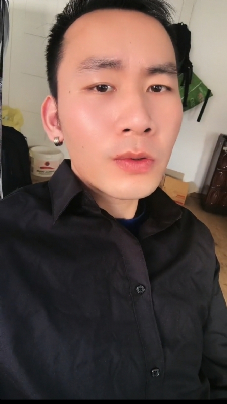 领悟的第一张照片--全国闪婚服务中心