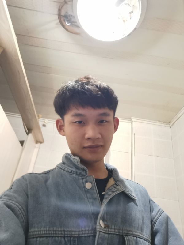 盛夏的第一张照片--全国闪婚服务中心