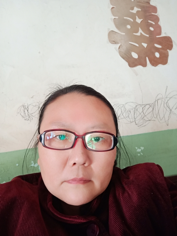 苦乐的第二张照片--全国闪婚服务中心