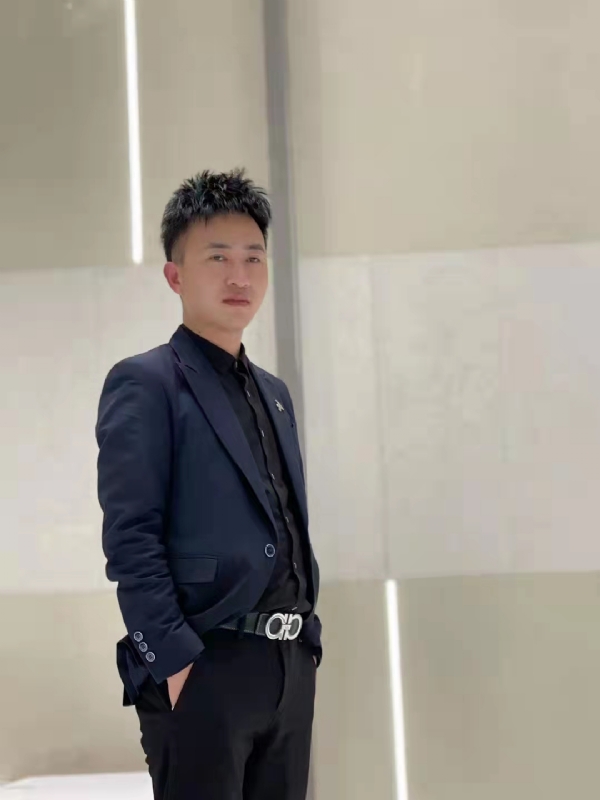 宋定鸿的第一张照片--全国闪婚服务中心
