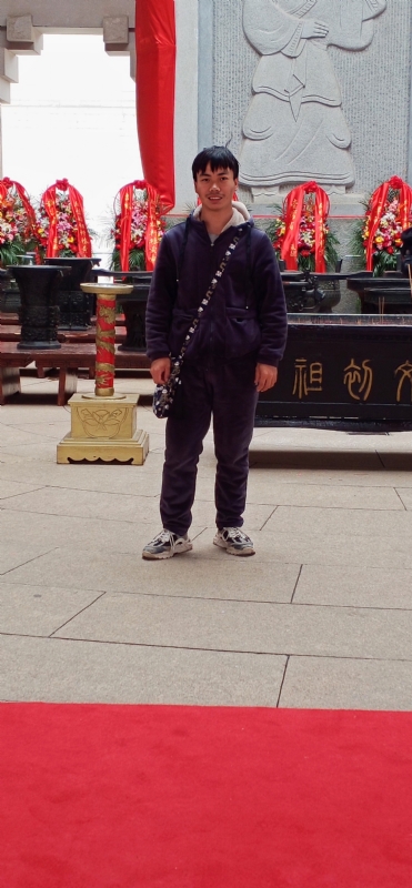 单身的小草的第一张照片--全国闪婚服务中心