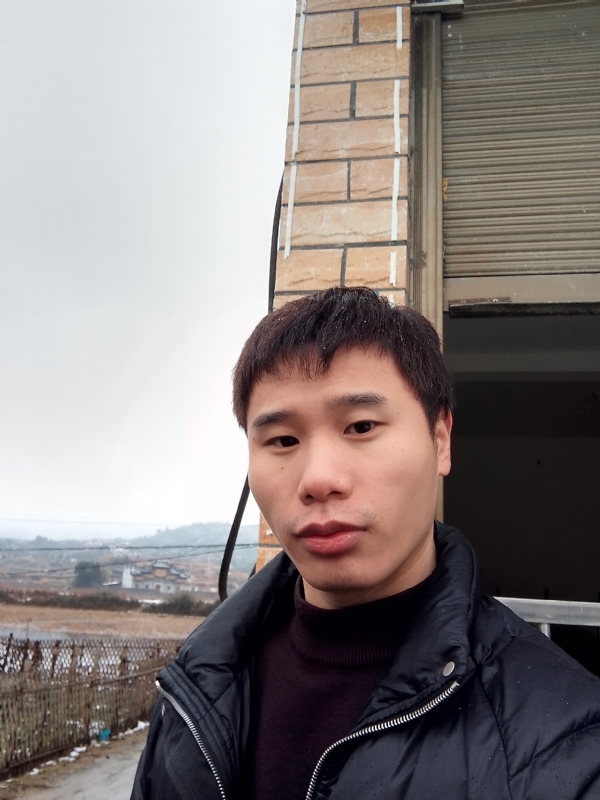 银色的羽翼的第一张照片--全国闪婚服务中心