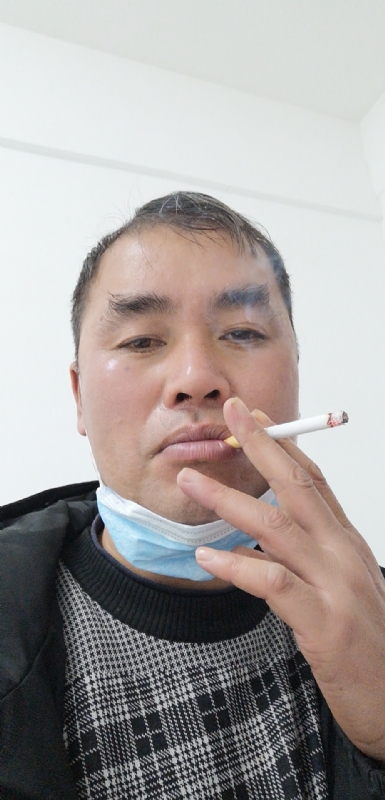 龙心的第一张照片--全国闪婚服务中心