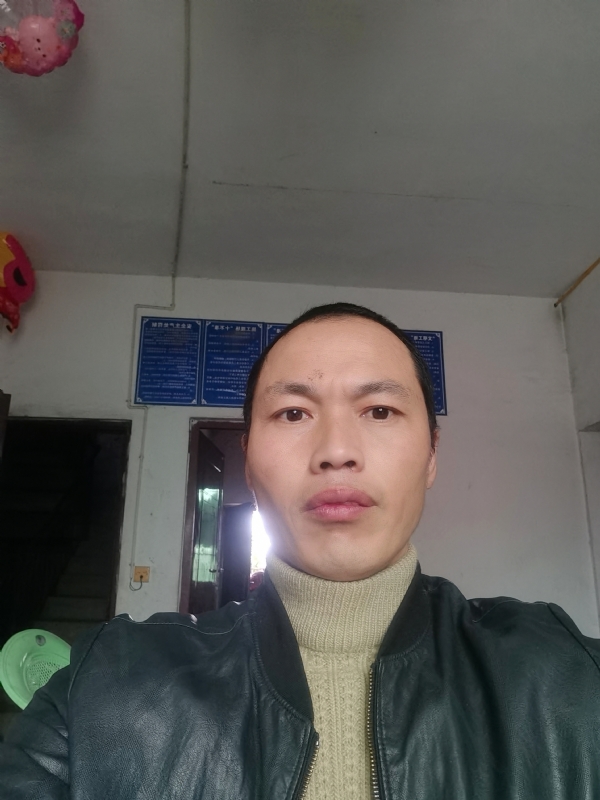 陈前的第一张照片--全国闪婚服务中心