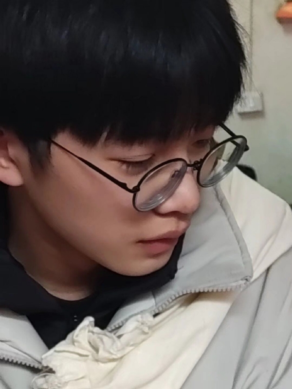 梦游的第一张照片--全国闪婚服务中心