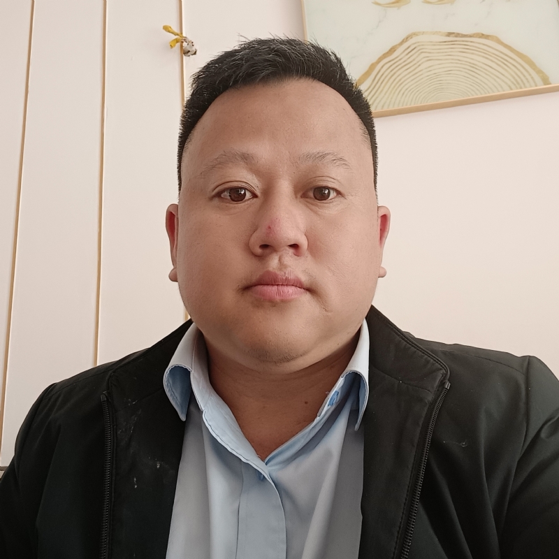 景观大道交叉口的第一张照片--全国闪婚服务中心